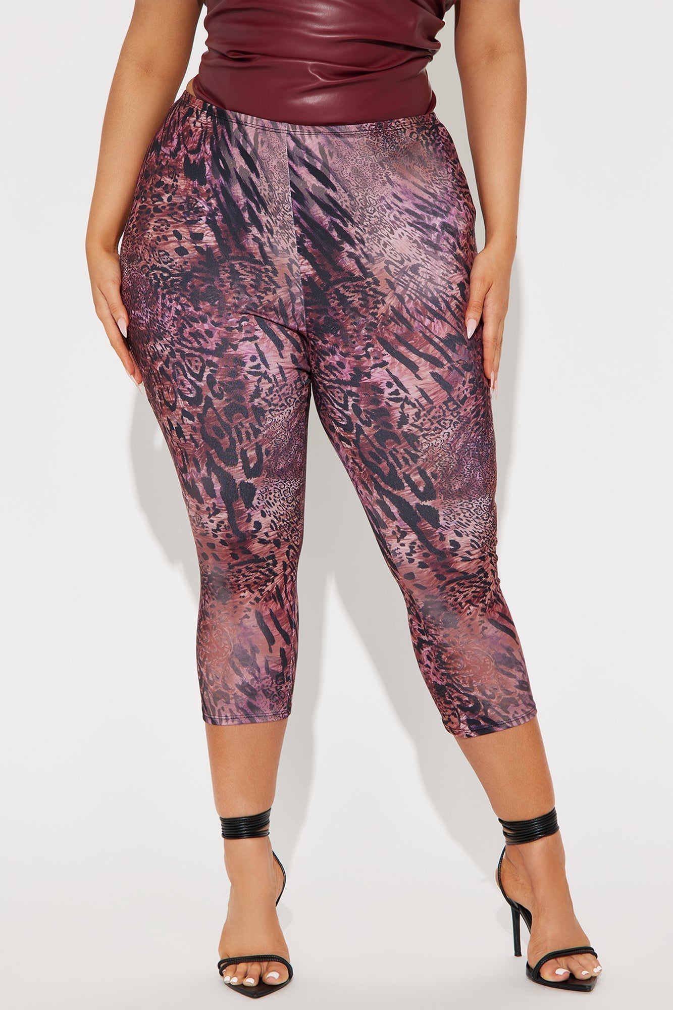 Wild Thoughts Capri Legging - Burgundy/combo